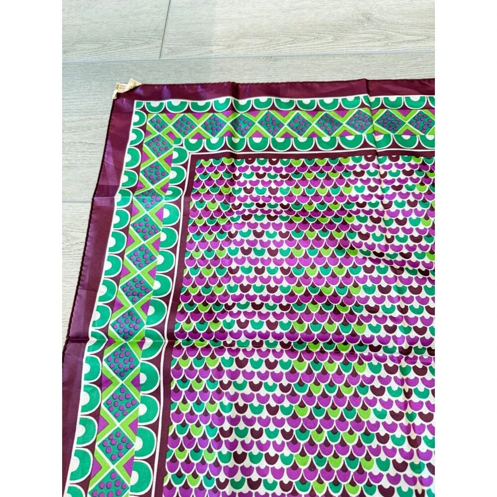 Vintage Sillook Geometric Scarf Green and Purple Scallops Made in‎ Japan 27